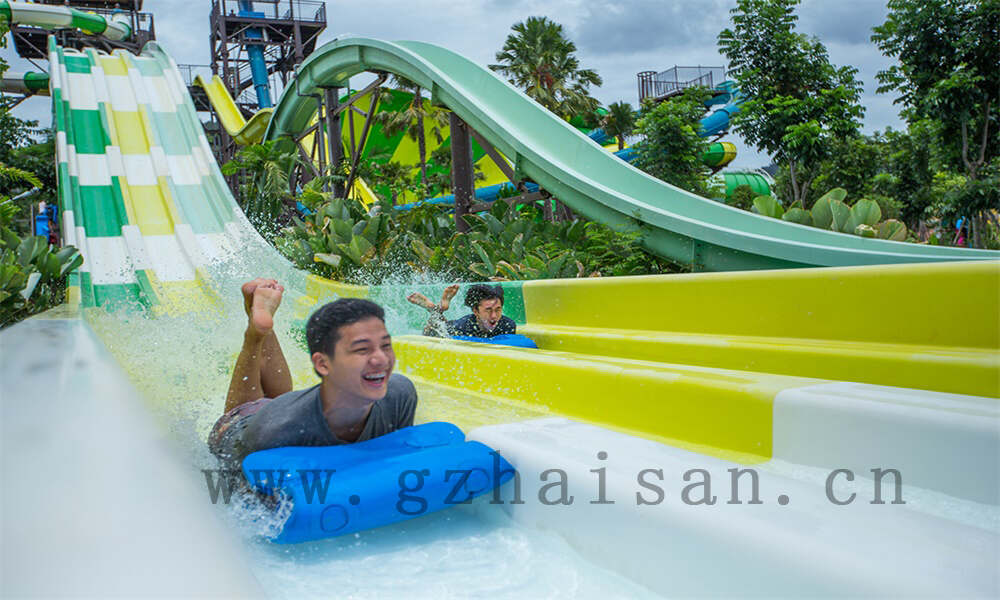 水上乐园管理中如何优化园区的疏散和应急方案？